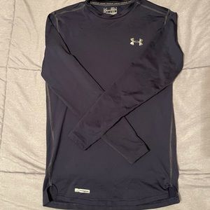 UNDER ARMOUR FITTED LONG SLEEVE